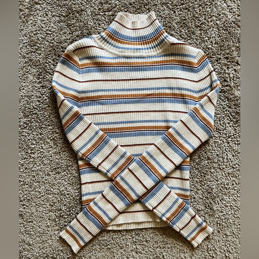 Striped turtleneck